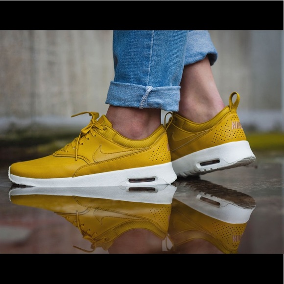 Nike Shoes - Nike Air Max Thea Premium